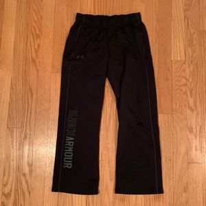 Next to new condition. Black under armor sweatpants very comfortable.